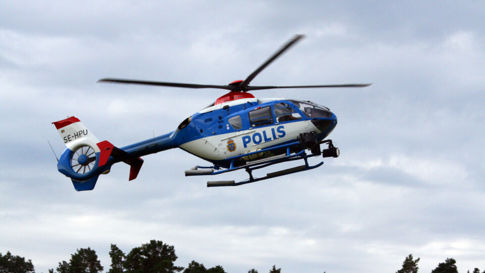 Stor polisinsats med helikopter mot jägare i skärgården